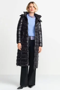 Glänzender Steppmantel