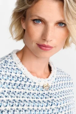 Kurze Bouclé-Jacke In Blauweiß