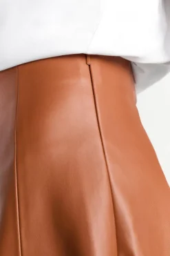 Minirock In Lederoptik