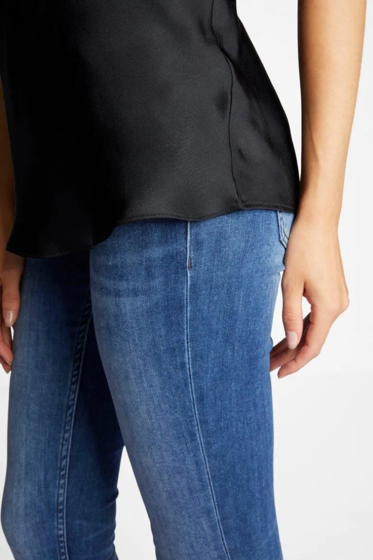 Spaghettiträger-Top Mit Seide