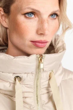 Steppmantel Mit Kapuze