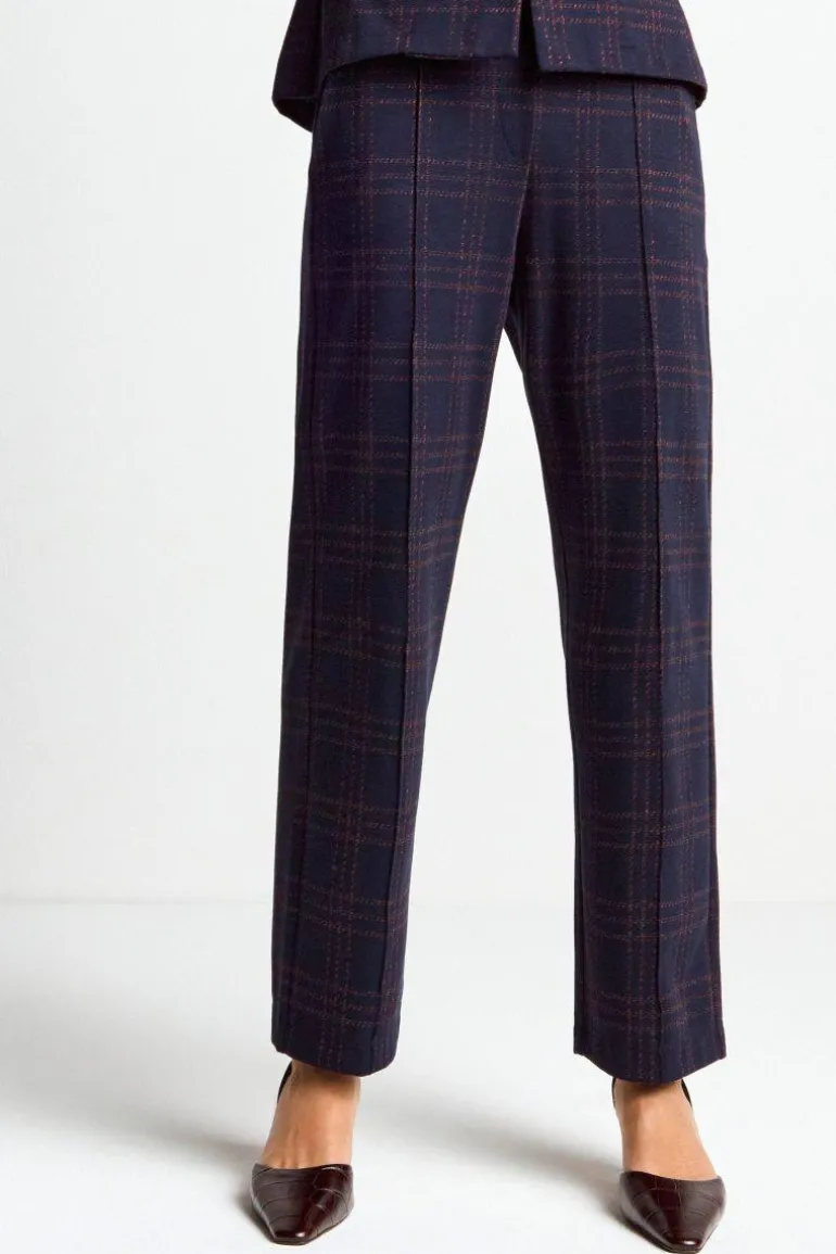 Stoffhose Mit Karomuster Und Bügelfalte